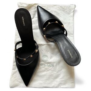 NIB Versace Vitello Medusa Tribute kitten mules black leather gold coin strap 41